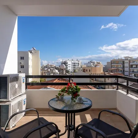 Polyn 1- Bedroom In Apartment Larnaca