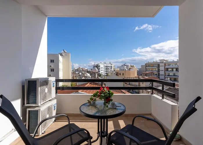 Polyn 1- Bedroom In Appartamento Larnaca